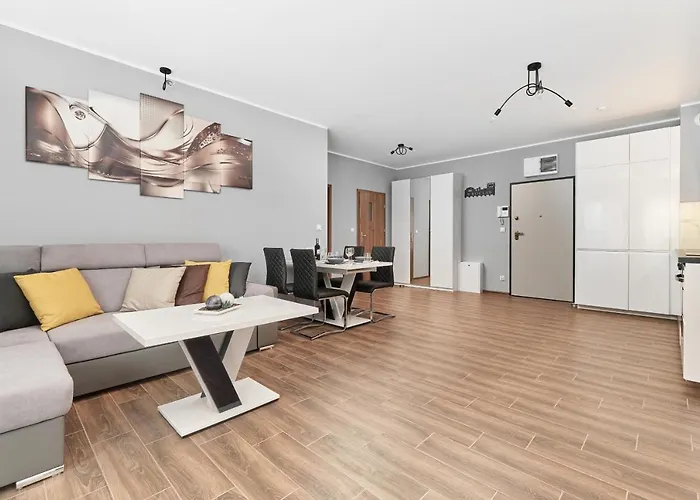 Apartamento Jana Pawla Ii With Free Parking By Renters Breslavia