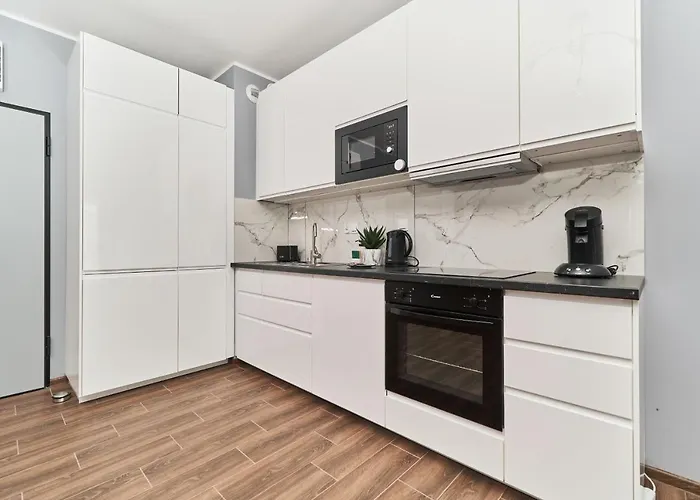 Jana Pawla Ii With Free Parking By Renters Apartamento