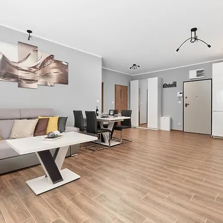 Apartamento Jana Pawla Ii With Free Parking By Renters Breslavia