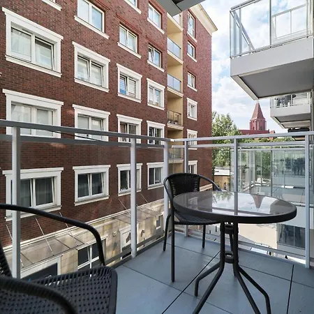 Jana Pawla Ii With Free Parking By Renters Διαμέρισμα *